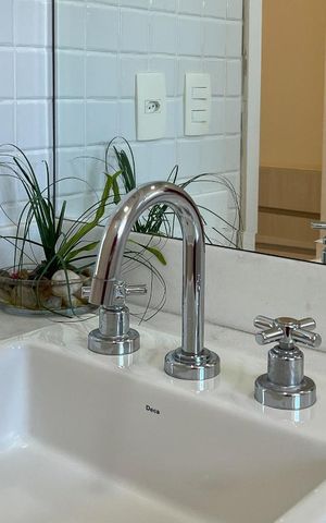 Apartamento para alugar com 151m², 3 quartos e 3 vagasBanheiro da Suíte 2
