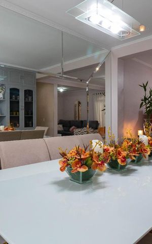 Casa à venda com 205m², 4 quartos e 2 vagasSala de Jantar