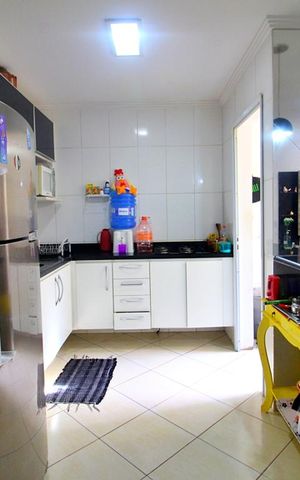 Apartamento à venda com 140m², 3 quartos e 2 vagasCozinha
