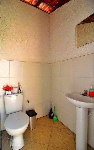 Apartamento à venda com 140m², 3 quartos e 2 vagasBanheiro de Serviço