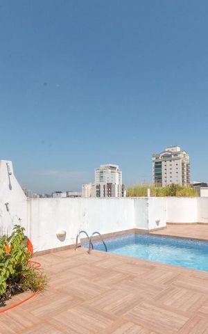 Apartamento à venda com 460m², 5 quartos e 5 vagas Apartamento à venda com 460m², 5 quartos e 5 vagasPiscina