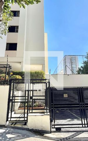 Apartamento à venda com 94m², 3 quartos e 2 vagas Apartamento à venda com 94m², 3 quartos e 2 vagasFachada