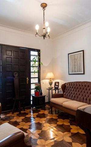 Casa à venda com 380m², 5 quartos e 2 vagas1o. Andar - Sala de estar