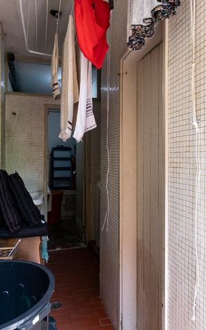 Casa à venda com 380m², 5 quartos e 2 vagas1o. Andar - Área de serviço