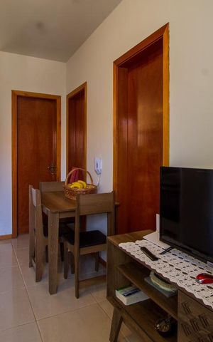 Casa de condomínio à venda com 50m², 2 quartos e 1 vaga Casa de condomínio à venda com 50m², 2 quartos e 1 vagaSala