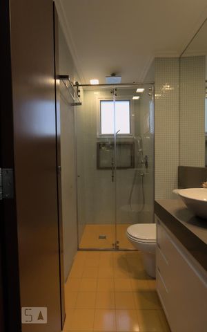 Apartamento à venda com 93m², 2 quartos e 2 vagas Apartamento à venda com 93m², 2 quartos e 2 vagasBanheiro