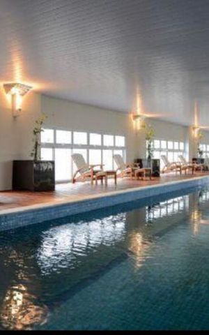 Apartamento à venda com 93m², 2 quartos e 2 vagas Apartamento à venda com 93m², 2 quartos e 2 vagasÁrea comum - Piscina Coberta
