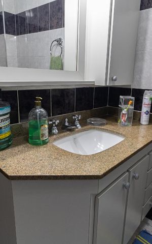 Apartamento à venda com 140m², 3 quartos e 4 vagas Apartamento à venda com 140m², 3 quartos e 4 vagasBanheiro Social