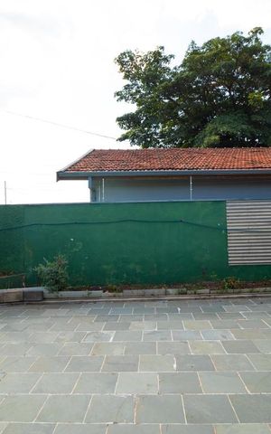 Casa para alugar com 113m², 2 quartos e 5 vagas Casa para alugar com 113m², 2 quartos e 5 vagasQuintal e Jardim