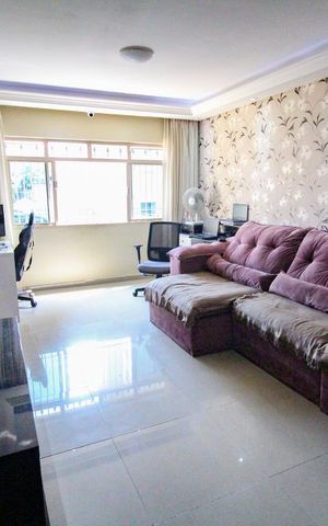 Casa para alugar com 176m², 3 quartos e 2 vagasSala