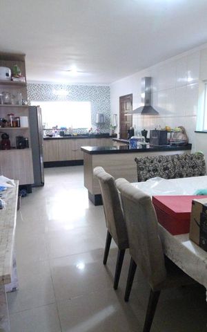 Casa para alugar com 176m², 3 quartos e 2 vagasCozinha