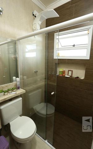 Casa à venda com 150m², 3 quartos e 2 vagasBanheiro da Suíte