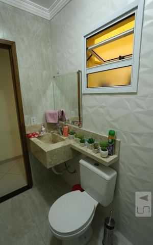 Casa à venda com 150m², 3 quartos e 2 vagasBanheiro 2