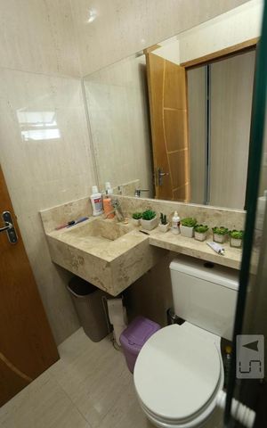 Casa à venda com 150m², 3 quartos e 2 vagasBanheiro da Suíte