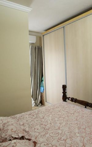 Casa à venda com 150m², 3 quartos e 2 vagasSuíte