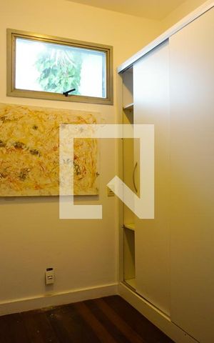 Casa de condomínio à venda com 1360m², 5 quartos e 5 vagasCloset da Suíte 1