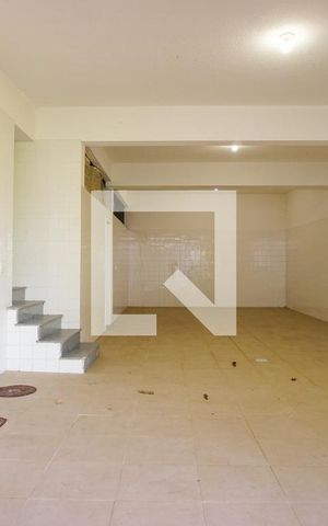 Casa de condomínio à venda com 1360m², 5 quartos e 5 vagasGaragem