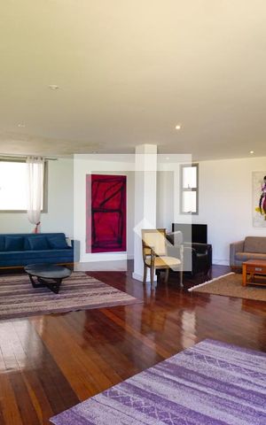 Casa de condomínio à venda com 1360m², 5 quartos e 5 vagasSala