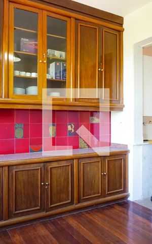 Casa de condomínio à venda com 1360m², 5 quartos e 5 vagasCozinha