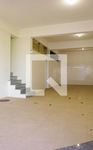 Casa de condomínio à venda com 1360m², 5 quartos e 5 vagasGaragem