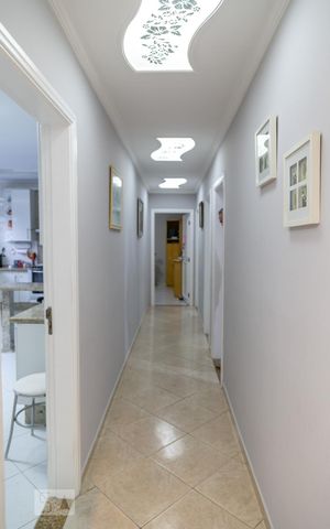 Casa à venda com 309m², 3 quartos e 6 vagas Casa à venda com 309m², 3 quartos e 6 vagasDetalhe Sala