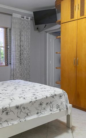 Casa à venda com 309m², 3 quartos e 6 vagas Casa à venda com 309m², 3 quartos e 6 vagasQuarto Suíte