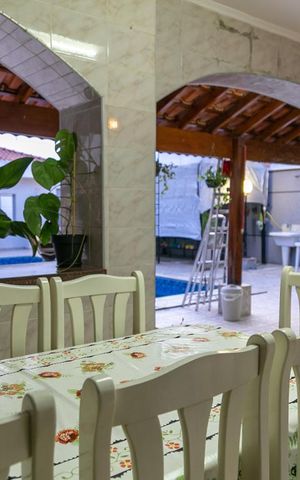 Casa à venda com 309m², 3 quartos e 6 vagas Casa à venda com 309m², 3 quartos e 6 vagasÁrea de lazer