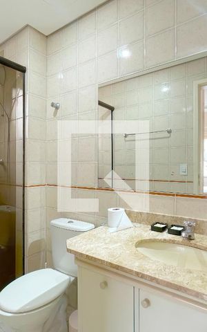 Apartamento para alugar com 37m², 1 quarto e 1 vaga Apartamento para alugar com 37m², 1 quarto e 1 vagaBanheiro