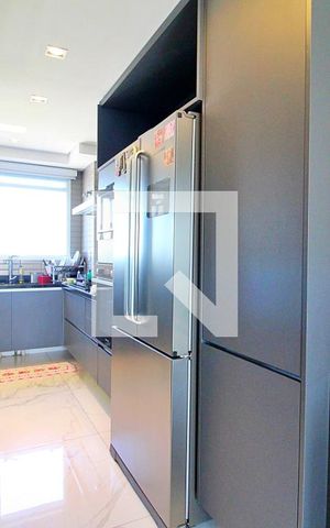 Apartamento à venda com 180m², 3 quartos e 4 vagasCozinha