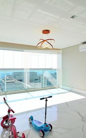 Apartamento à venda com 180m², 3 quartos e 4 vagasSala