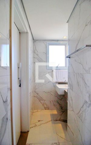 Apartamento à venda com 180m², 3 quartos e 4 vagasBanheiro da Suíte 2