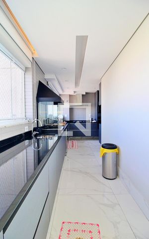 Apartamento à venda com 180m², 3 quartos e 4 vagasCozinha