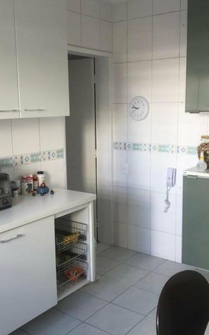 Apartamento à venda com 107m², 3 quartos e 1 vaga Apartamento à venda com 107m², 3 quartos e 1 vagaCozinha