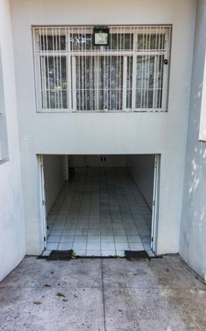 Casa à venda com 187m², 4 quartos e 2 vagasGaragem