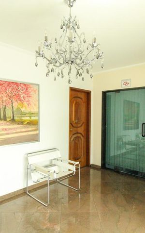 Apartamento à venda com 175m², 4 quartos e 4 vagasHall Social
