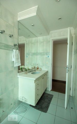 Apartamento à venda com 175m², 4 quartos e 4 vagasBanheiro