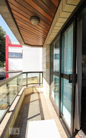 Apartamento à venda com 175m², 4 quartos e 4 vagasVaranda da Sala