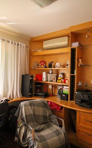 Apartamento à venda com 175m², 4 quartos e 4 vagasQuarto 2