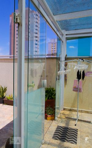 Apartamento à venda com 172m², 4 quartos e 2 vagas Apartamento à venda com 172m², 4 quartos e 2 vagasCobertura Quintal