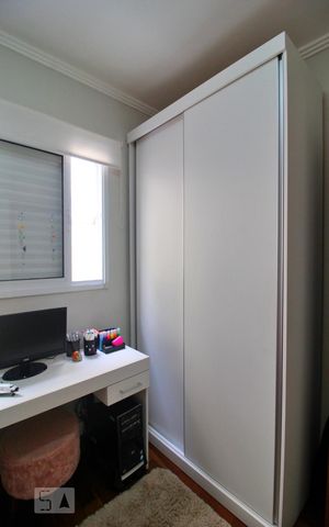 Apartamento à venda com 180m², 3 quartos e 2 vagasQuarto 3