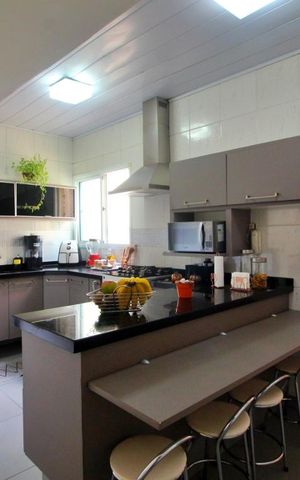 Apartamento à venda com 180m², 3 quartos e 2 vagasCozinha