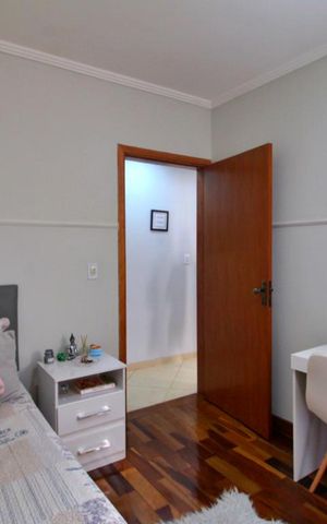 Apartamento à venda com 180m², 3 quartos e 2 vagasQuarto 2
