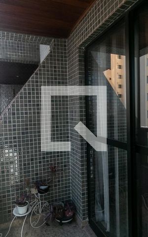 Apartamento à venda com 258m², 3 quartos e 3 vagas Apartamento à venda com 258m², 3 quartos e 3 vagasSaca