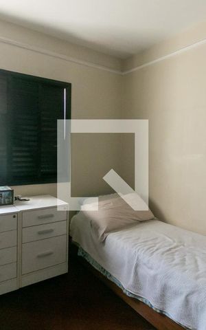 Apartamento à venda com 258m², 3 quartos e 3 vagas Apartamento à venda com 258m², 3 quartos e 3 vagasQuarto 1