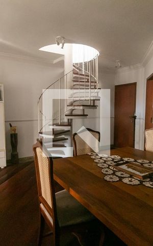 Apartamento à venda com 258m², 3 quartos e 3 vagas Apartamento à venda com 258m², 3 quartos e 3 vagasSala 1