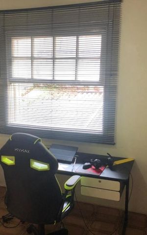 Casa à venda com 200m², 3 quartos e 1 vaga