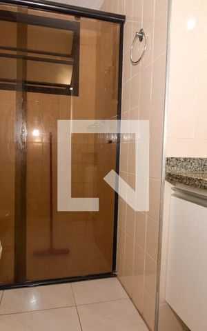 Apartamento para alugar com 74m², 2 quartos e 1 vaga Apartamento para alugar com 74m², 2 quartos e 1 vagaBanheiro