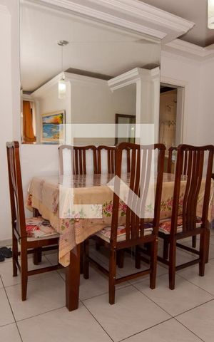 Apartamento para alugar com 74m², 2 quartos e 1 vaga Apartamento para alugar com 74m², 2 quartos e 1 vagaSala
