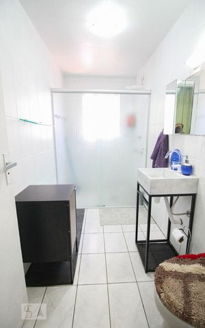 Apartamento para alugar com 71m², 2 quartos e sem vagabanheiro