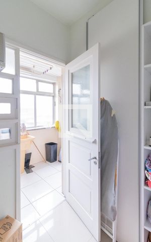 Apartamento à venda com 125m², 3 quartos e 1 vaga Apartamento à venda com 125m², 3 quartos e 1 vagaÁrea de Serviço